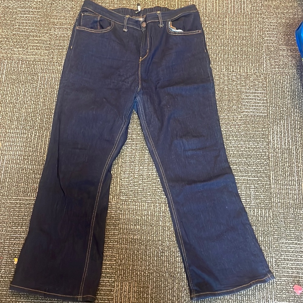 Bootcut jeans, quite stretchy, size 16 US